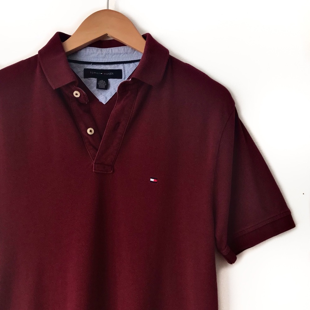 TOMMY HILFIGER burgundy polo